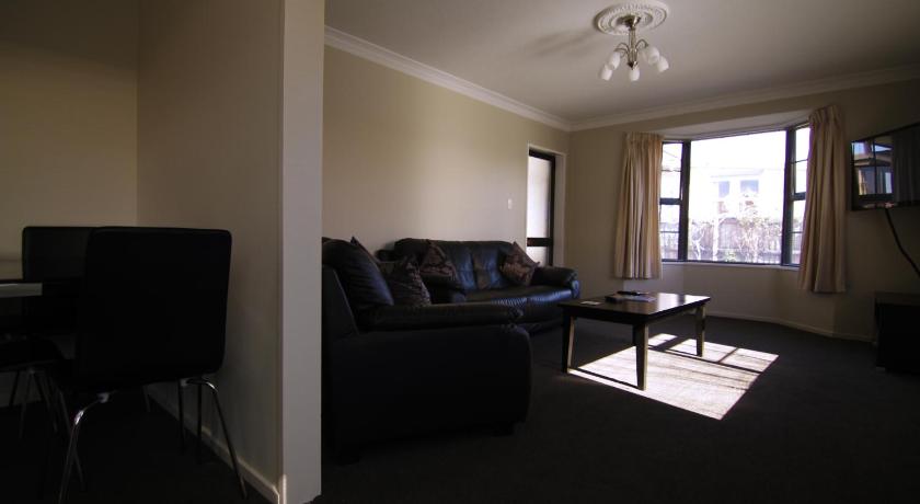 Image of Two-Bedroom Townhouse 8