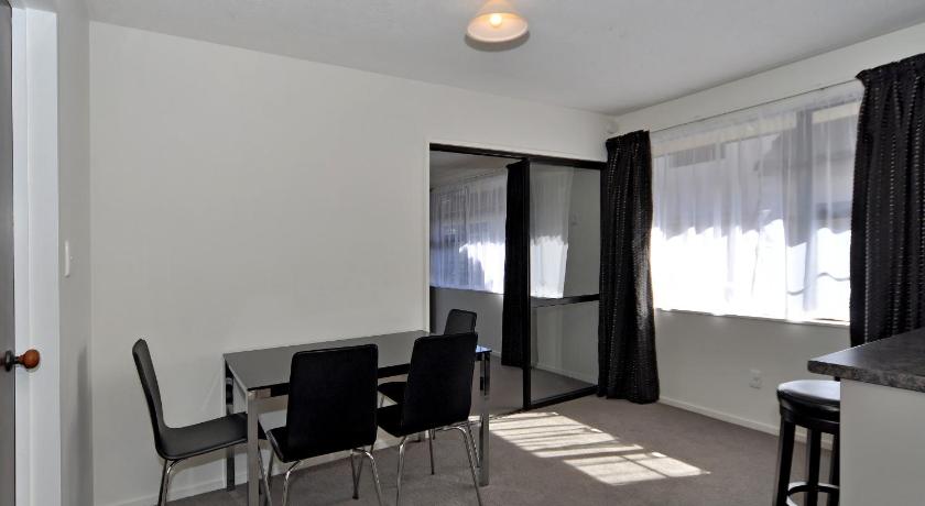 Image of Two-Bedroom Townhouse 6