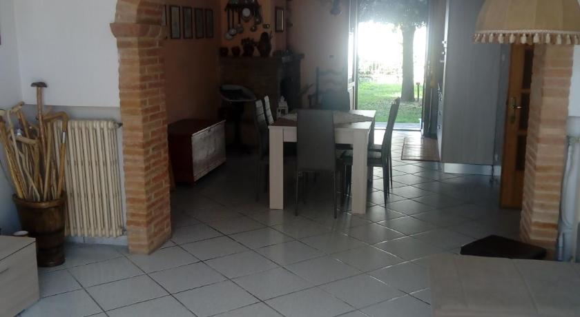 Limon D'Oro — Hotel in Monte San Savino