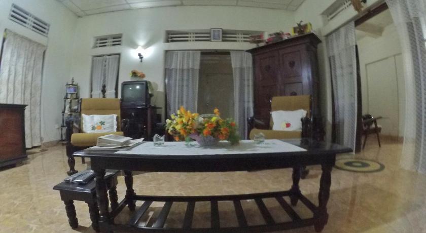 Weeragiri Home Stay photo
