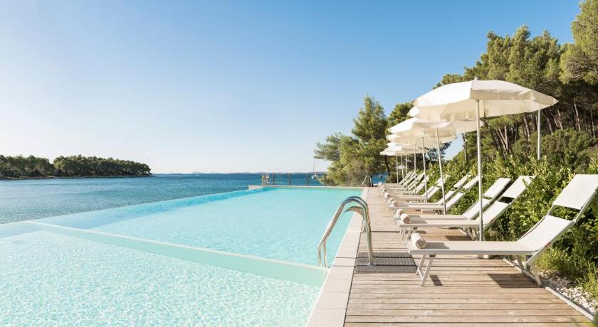 crvena-luka-resort-biograd-na-moru-ab-118-agoda