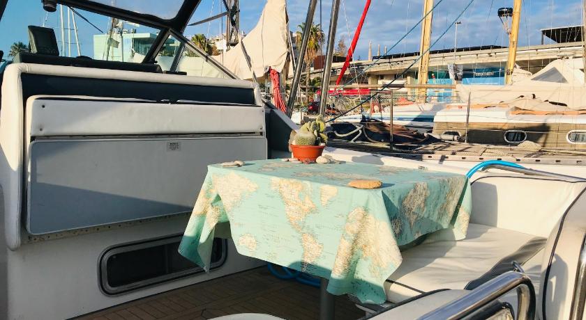 Yacht Experience Barcelona photo