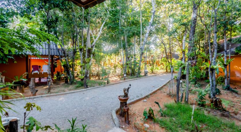 Lanta Pearl Beach Resort - image 39