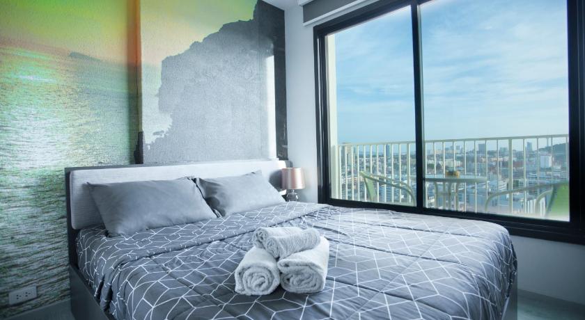 Pattaya The Base Horizon Inn 5-Star Guesthouse suite