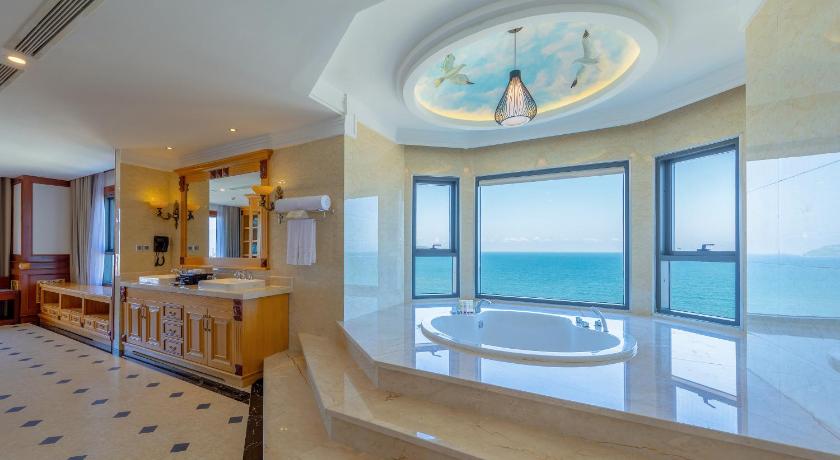 Image of Ocean View Presidential 5