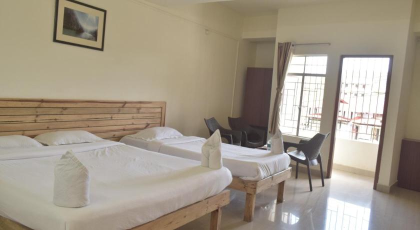 Image of Deluxe Triple Room 1