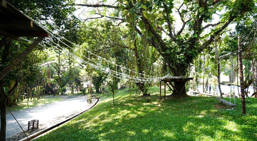 Book OYO 430 Grand Mulia Sakinah Boutique Hotel (Surabaya) - 2021