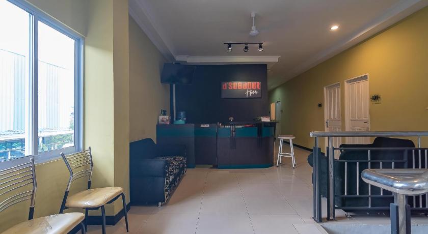 RedDoorz @ H. Agus Salim Street photo