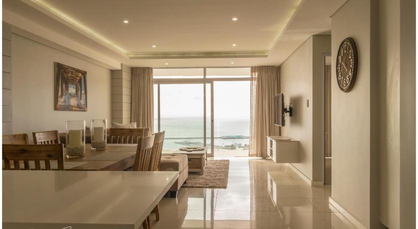 View @ The Bay Apartments