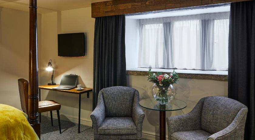 Mercure Barnsley Tankersley Manor Hotel