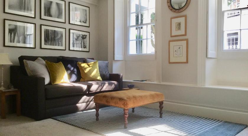 Fabulous Apartment in Historic House in St Aubin photo