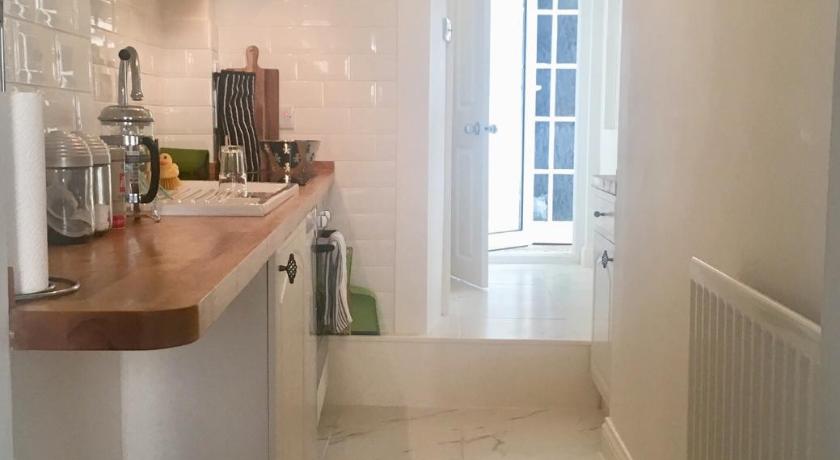 Fabulous Apartment in Historic House in St Aubin photo