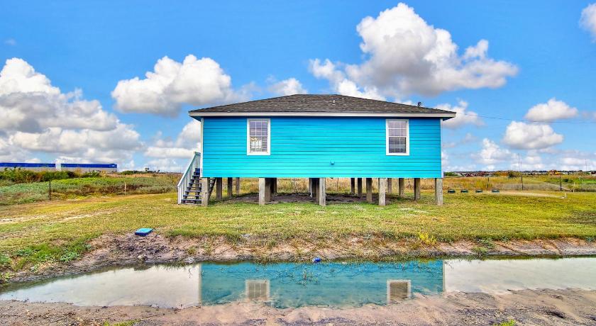 Little Blue House photo
