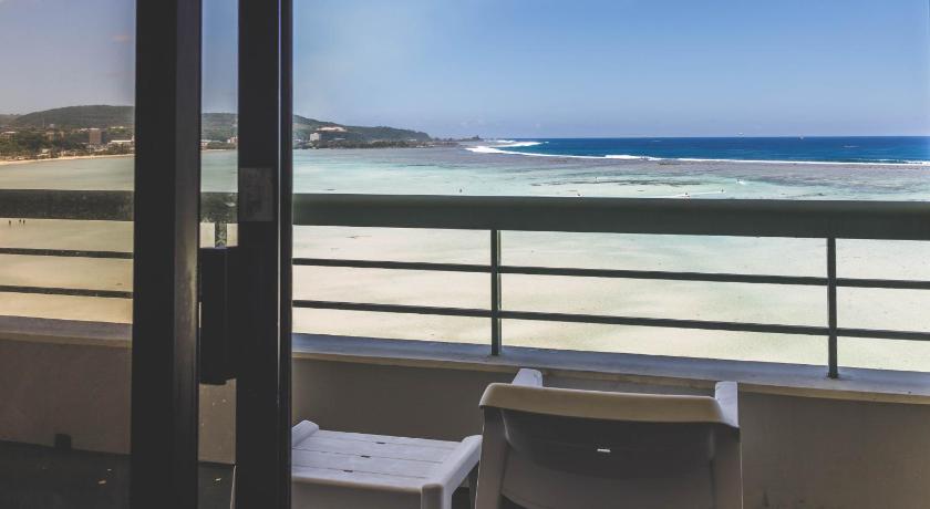 صورة شقة مواجهة للمحيط من 3 غرف (3-Bedroom Oceanfront Apartment) 9