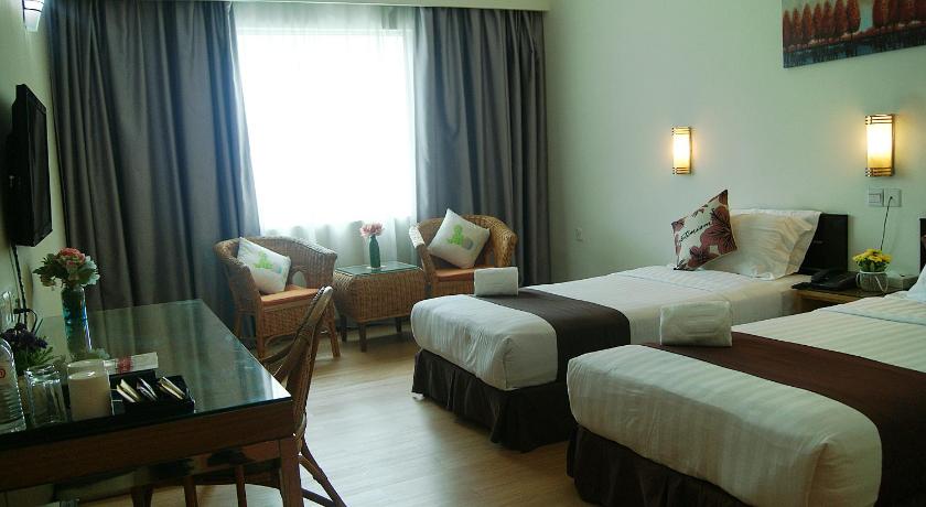 コタキナバル Tang Dynasty Park Hotel 3つ星 ホテル プール