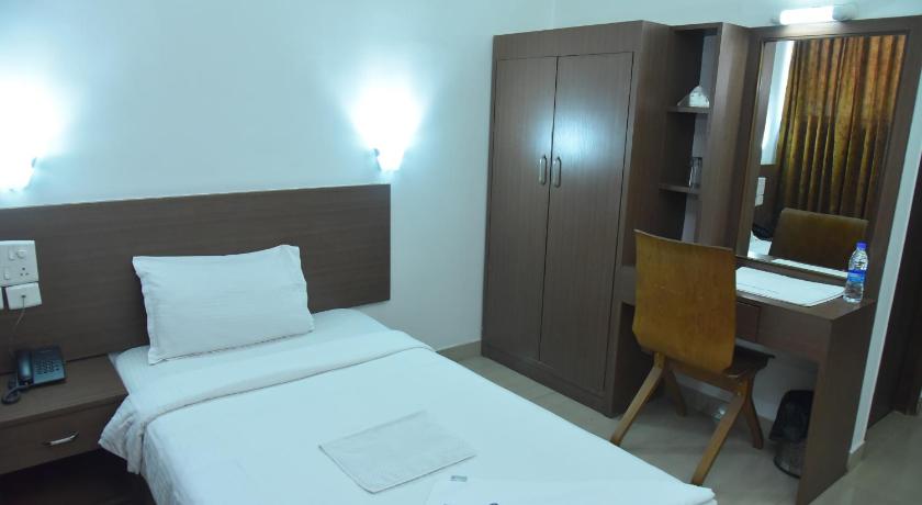 Emporium Hotel