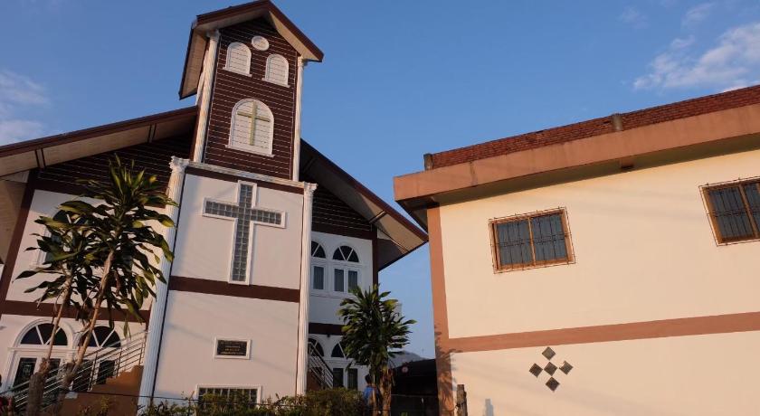 チェンライ Doi Tung Heng Thana Homestay 3つ星 ゲストハウス レストラン