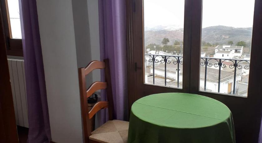 アルプハラ・デ・ラ・シエラ El Tinao 3つ星 ホテル 客室