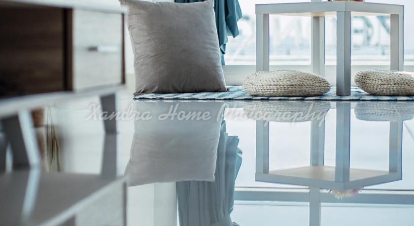 Xandra Maritime Modern Iconic Seaview Duplex Condo photo