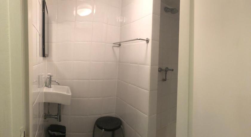 Image of Single Room with Shared Bathroom 5