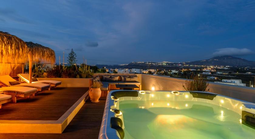Misteli Suites — Hotel in Santorini