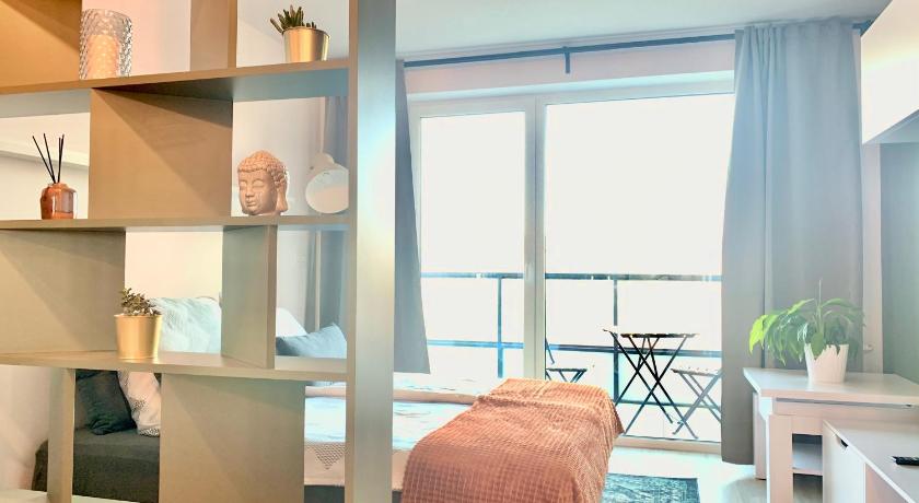 Luxury, bright Studio with parking and balcony in Bratislava center photo