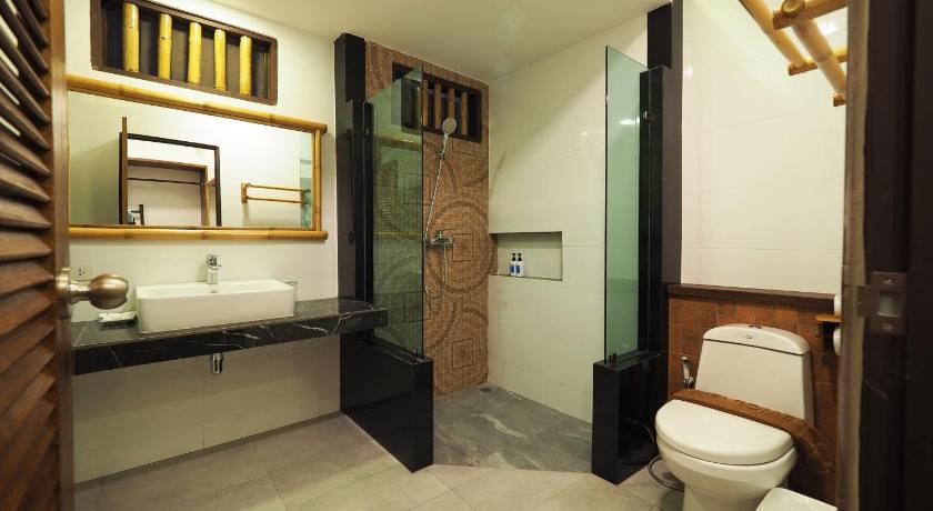 Image of Suite with Sea View 2