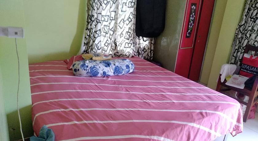unmarried couple guest house Guesthouse/bed and breakfast (Kolkata