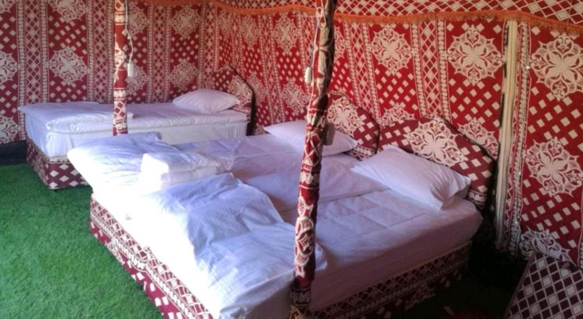 Crescent Desert Private Camp — Hotel in A'Sharqiyah Sands (Wahiba)