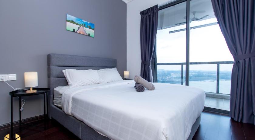 Image of Apartment with Sea View 7