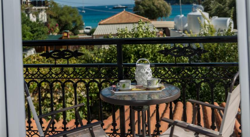 Bratis Apartments — Hotel in Zakynthos Island