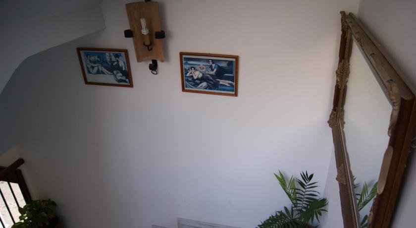 Hostal Alcazar I photo