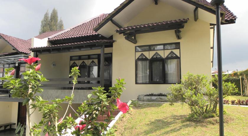 Image of Family Cottage 1