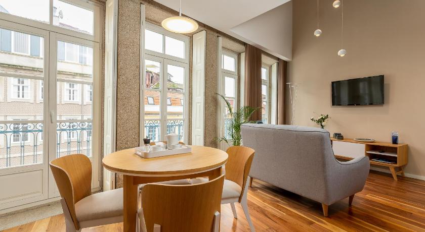 ポルト RS Porto Historic Center 4つ星 ホテル レストラン