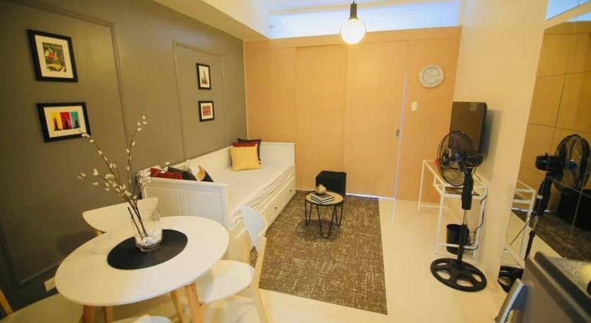 Alexandrea Suite Taal View by Wind SMDC Tagaytay photo