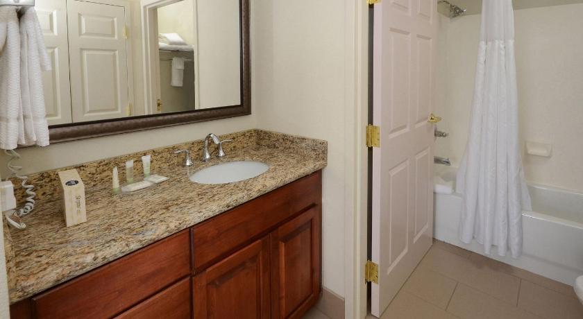 Staybridge Suites Raleigh-Durham Airport