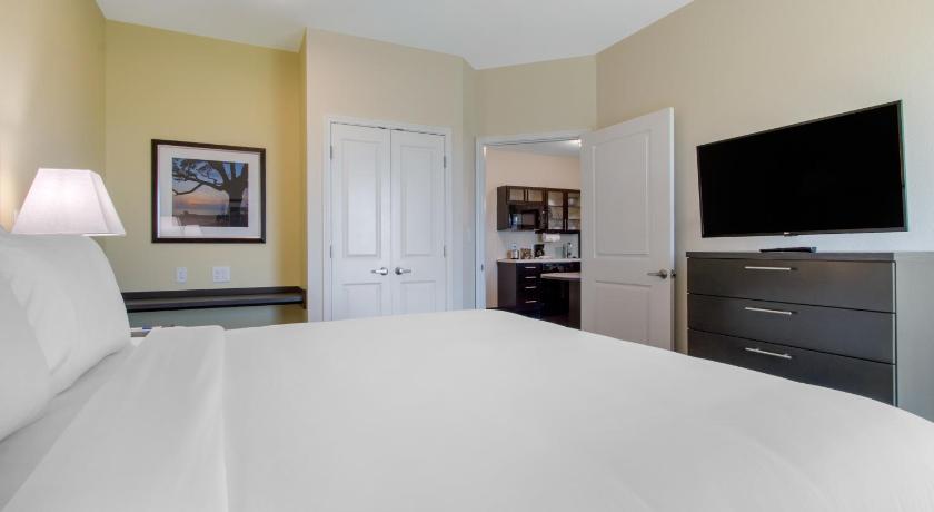 Candlewood Suites San Antonio Lackland AFB Area