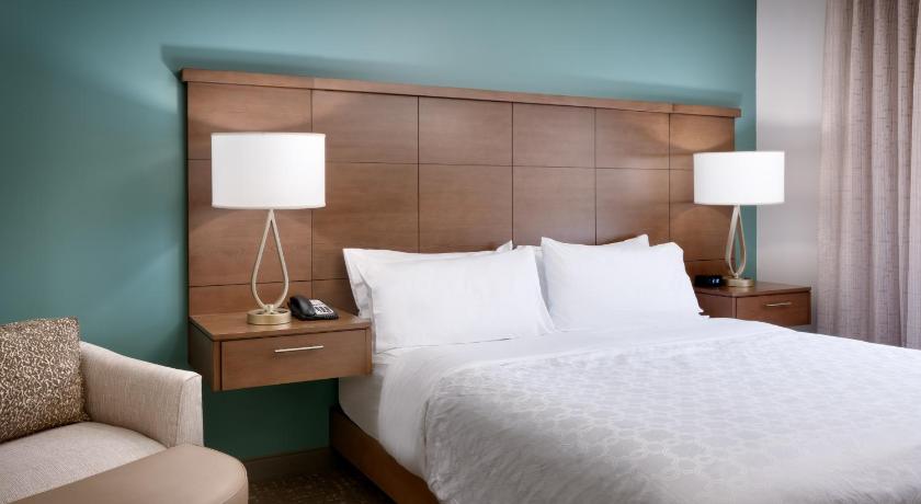 Staybridge Suites By Holiday Inn Lehi - Traverse Ridge Center