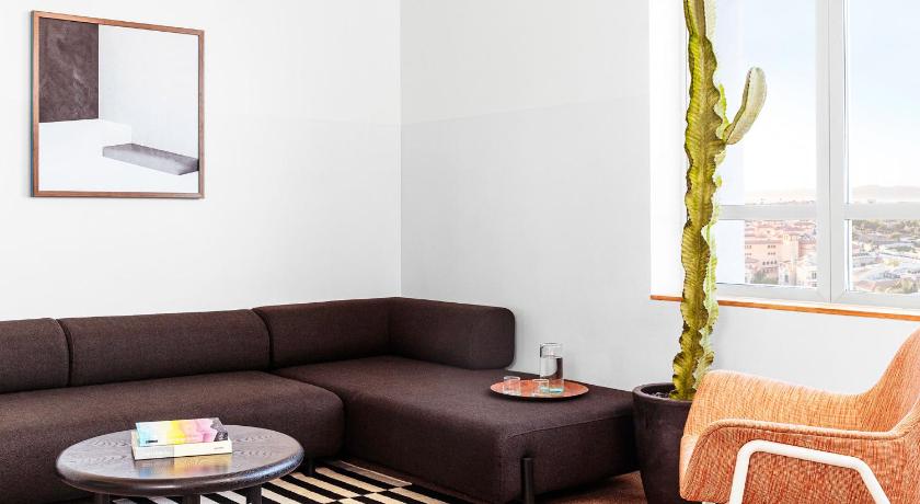 Image of Apartment Suite 6