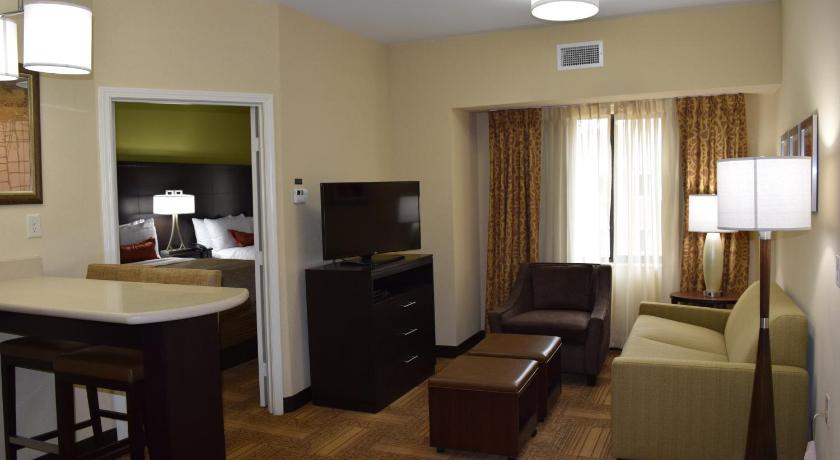 Staybridge Suites Tomball