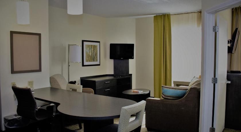Candlewood Suites East Syracuse Carrier Circle