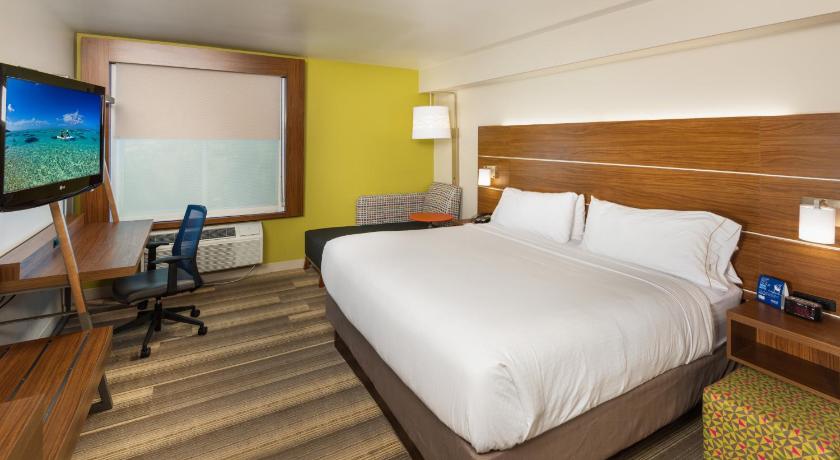 Holiday Inn Express Peoria North - Glendale