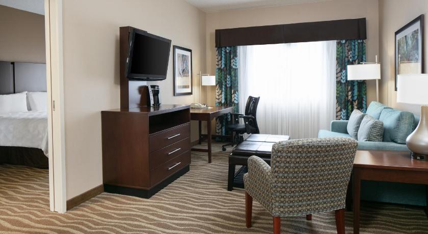 Holiday Inn Hotel & Suites Overland Park-West