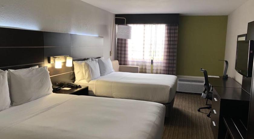 Holiday Inn Express Hotel & Suites Miami - Hialeah/Miami Lakes