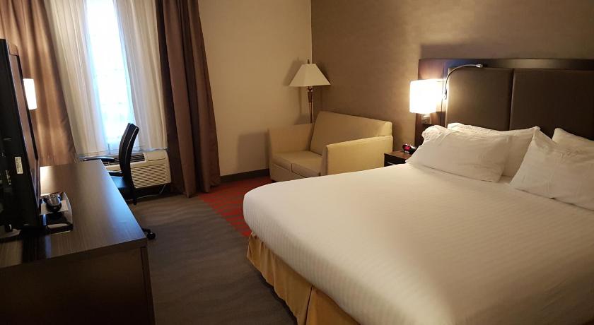 Holiday Inn Express Hotel & Suites Barrie