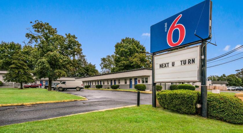 Motel 6 Tinton Falls photo