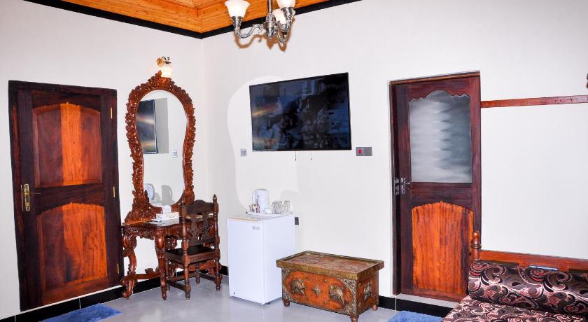 Image of Deluxe Family Room 4