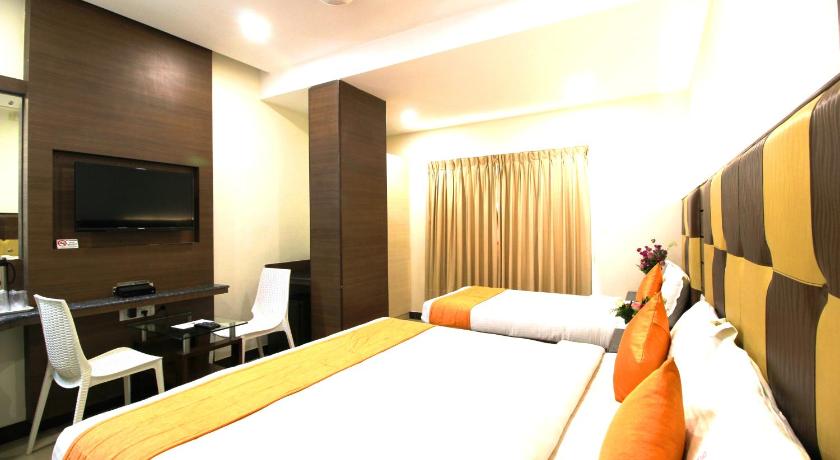 Image of Premium Triple Room 0