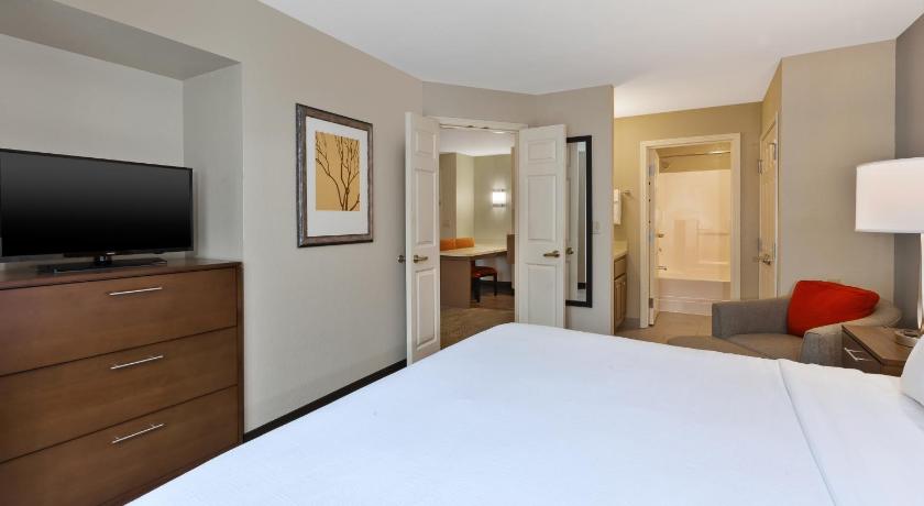 Staybridge Suites Kalamazoo