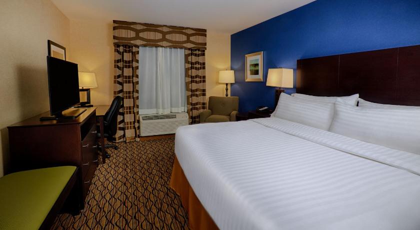 Holiday Inn Express Bordentown - Trenton South